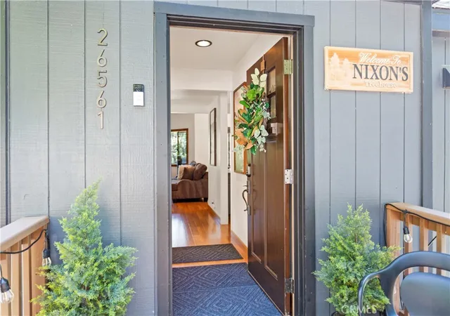 5th image of 26561 Thunderbird, Lake Arrowhead, CA 92352 | MLS# IG26123170