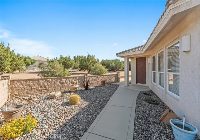 Homes for sale in Oak Hills, CA | 6976 Cataba, Oak Hills, CA 92344 | MLS# IG26123185