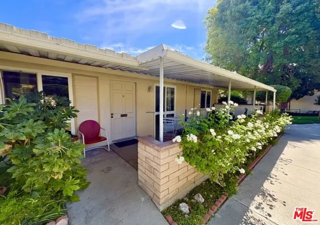 Photo 2 of Condo for sale at 26833 Ave Of The Oaks #A, Newhall, CA 91321 | MLS# 26664947 | Listing updated on 2026-09-07