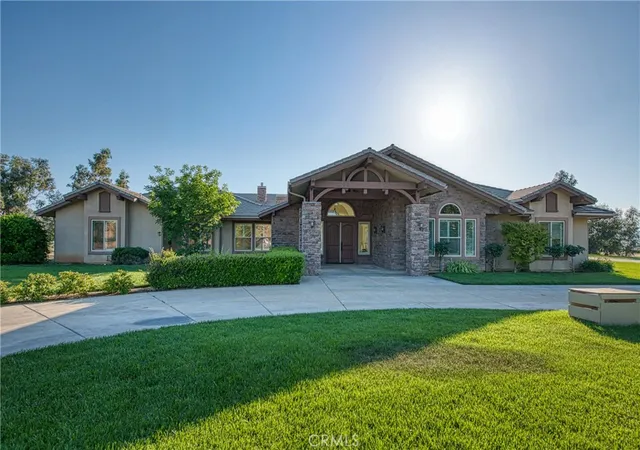 4th image of 14209 Academy Oaks Ln, Clovis, CA 93619 | MLS# FR26123211