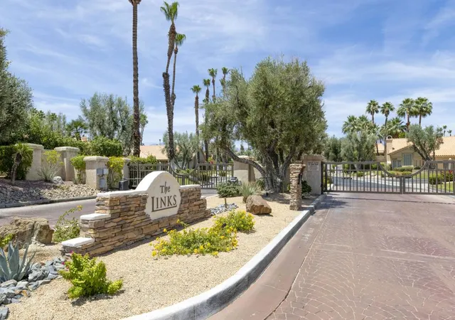 2nd image of 367 Cypress Point Dr, Palm Desert, CA 92211 | MLS# 219148853DA