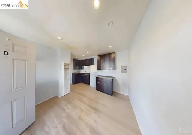 Photo 3 of Sale Pending at 978 75th Avenue, Oakland, CA 94621 | MLS# 41137423 | Listing updated on 2026-07-03