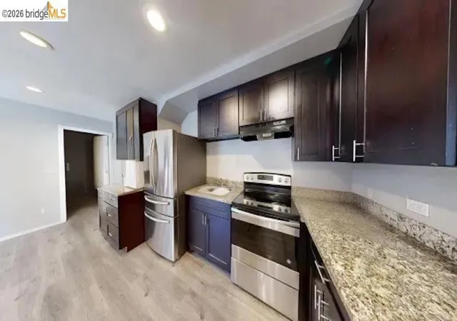 Photo 4 of Sale Pending at 978 75th Avenue, Oakland, CA 94621 | MLS# 41137423 | Listing updated on 2026-07-03