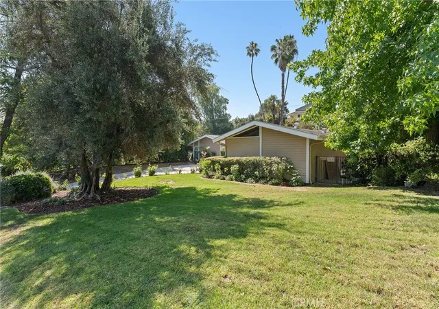 Photo 3 of Sale Pending at 20154 Allentown, Woodland Hills, CA 91364 | MLS# SR26123092 | Listing updated on 2026-09-27