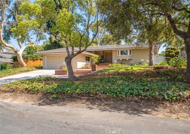 Homes for sale in Palos Verdes Estates, CA | 4012 Via Opata, Palos Verdes Estates, CA 90274 | MLS# SB26123296