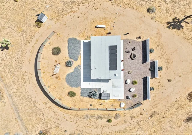 Photo 3 of Single family home for sale at 59226 Aberdeen, Yucca Valley, CA 92284 | MLS# OC26117577 | Listing updated on 2026-09-16