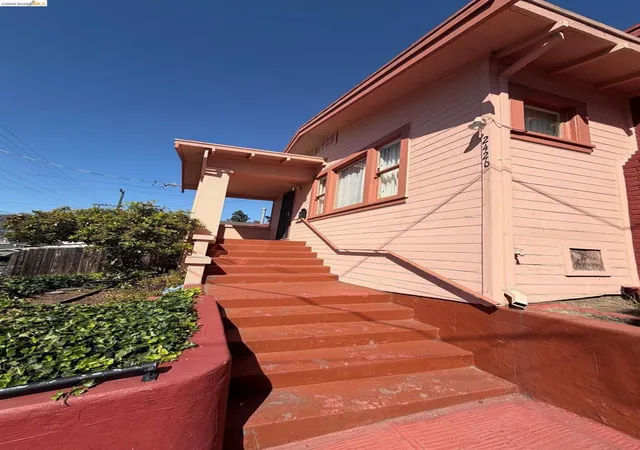 2nd image of 2426 38th Ave, Oakland, CA 94601 | MLS# 41137439