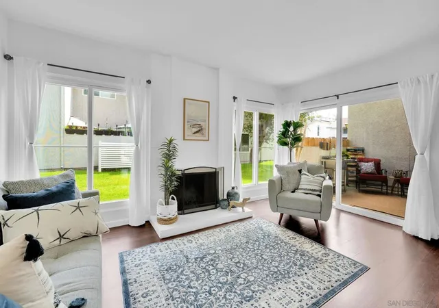 Photo 3 of Sale Pending at 2418 Caminito Zocalo, San Diego, CA 92107 | MLS# 260013725SD | Listing updated on 2026-06-11
