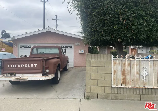 1st image of 606 W Galavan St, Carson, CA 90745 | MLS# 26843925