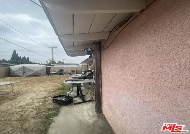 4th image of 606 W Galavan St, Carson, CA 90745 | MLS# 26843925