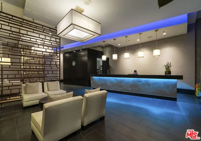 2nd image of 1100 S Hope St #814, Los Angeles, CA 90015 | MLS# 26843229