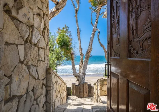 Photo 3 of Land for sale at 18842 Pacific Coast Hwy, Malibu, CA 90265 | MLS# 26844091 | Listing updated on 2026-10-06