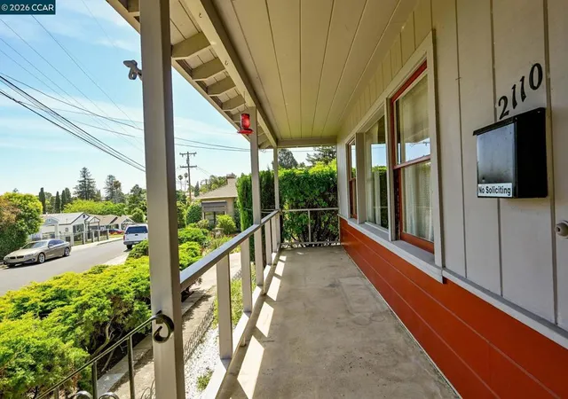 Homes for sale in Martinez, CA | 2110 Pomona Ave, Martinez, CA 94553 | MLS# 41137460