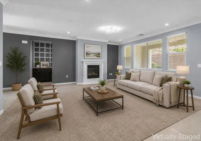 3rd image of 160 San Lorenzo Dr, Hollister, CA 95023 | MLS# ML82050063