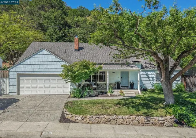 Homes for sale in Martinez, CA | 5412 Degnan Dr, Martinez, CA 94553 | MLS# 41137467