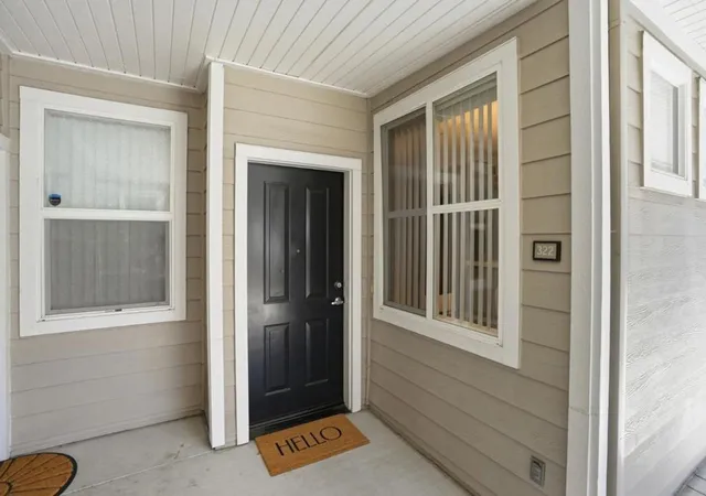 Photo 3 of Condo for sale at 1982 W Bayshore Rd #322, East Palo Alto, CA 94303 | MLS# ML82047992 | Listing updated on 2026-10-11