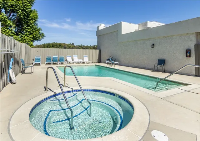 Homes for sale in Calabasas, CA | 4327 Freedom #5, Calabasas, CA 91302 | MLS# SR26122017