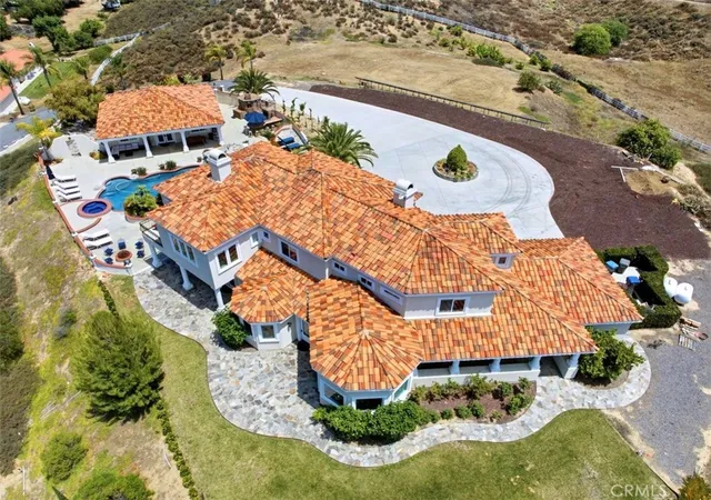 Photo 2 of Mansion for sale at 34351 Calle Vista, Temecula, CA 92592 | MLS# SW26123498 | Listing updated on 2026-06-07
