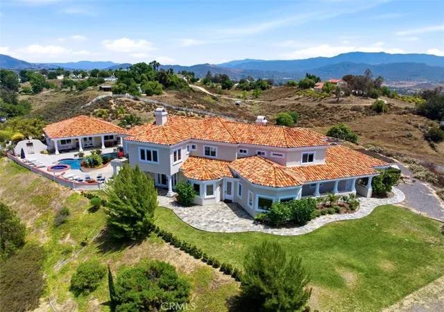 Photo 3 of Mansion for sale at 34351 Calle Vista, Temecula, CA 92592 | MLS# SW26123498 | Listing updated on 2026-06-07