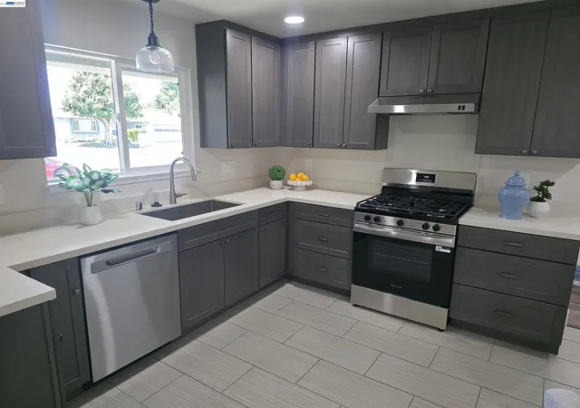 Photo 2 of Sale Pending at 41328 Thurston St, Fremont, CA 94538 | MLS# 41137471 | Listing updated on 2026-07-02