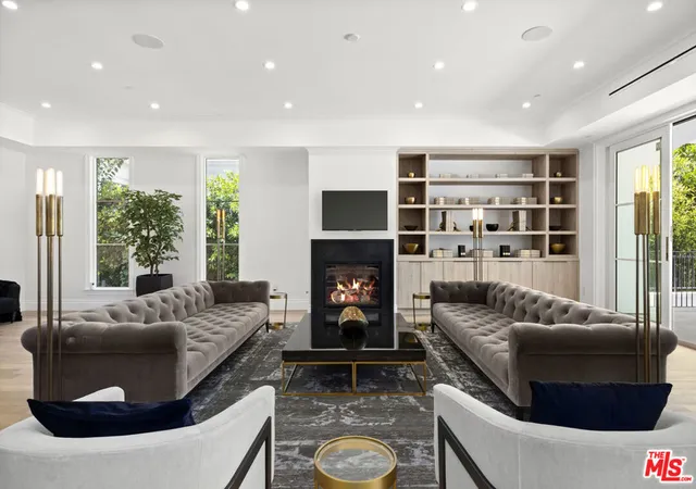 4th image of 722 N Camden Dr, Beverly Hills, CA 90210 | MLS# 26843411