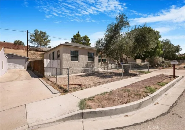 Homes for sale in Barstow, CA | 705 S 2Nd, Barstow, CA 92311 | MLS# HD26123526