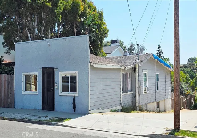 Photo 1 of Single family home for sale at 405 Ardmore Ave, Hermosa Beach, CA 90254 | MLS# AR26123390 | Listing updated on 2026-09-19