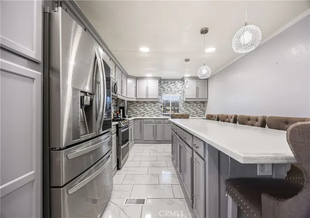 Homes for sale in Palmdale, CA | 38015 65Th St #D6, Palmdale, CA 93552 | MLS# SR26123555
