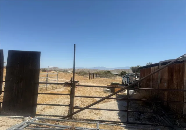 9th image of 21800 Hot Springs, Desert Hot Springs, CA 92241 | MLS# TR26123588