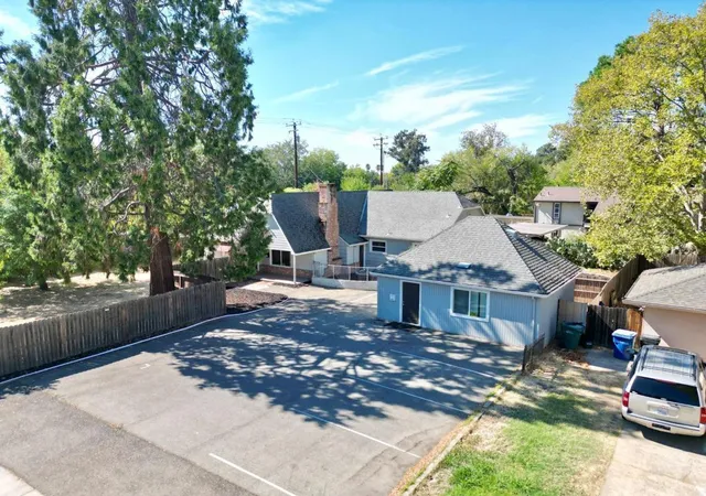 2nd image of 2905 Garfield Ave, Carmichael, CA 95608 | MLS# ML82050100