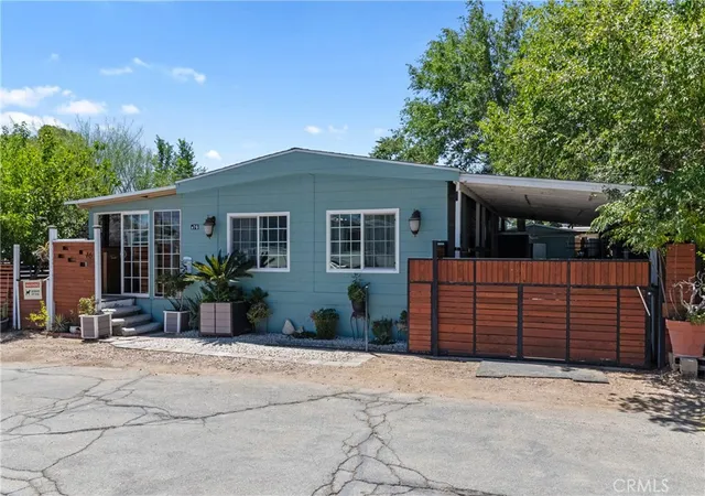 Photo 1 of Manufactured home for sale at 1258 W Rosamond #76, Rosamond, CA 93560 | MLS# SR26122945 | Listing updated on 2026-09-27