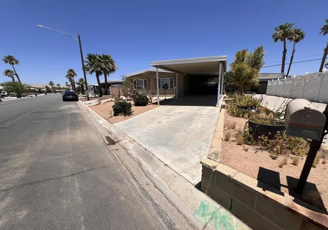 Photo 2 of Manufactured home for sale at 32770 Saint Andrews Dr, Thousand Palms, CA 92276 | MLS# 219148879DA | Listing updated on 2026-10-07