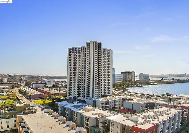 39th image of 6363 Christie Ave #1501, Emeryville, CA 94608 | MLS# 41137497