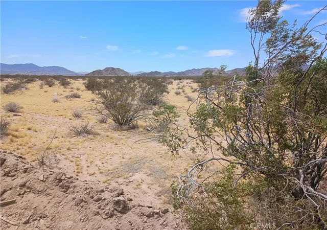 Photo 3 of Land for sale at 5 N Side, Lucerne Valley, CA 92356 | MLS# HD26122832 | Listing updated on 2026-06-06