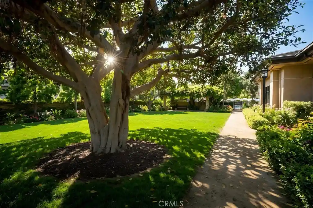Listing Photo 36 - Condo for sale in 5625 Crescent Park W located at 5625 Crescent Park W, Los Angeles, CA 90094 - Unit #207