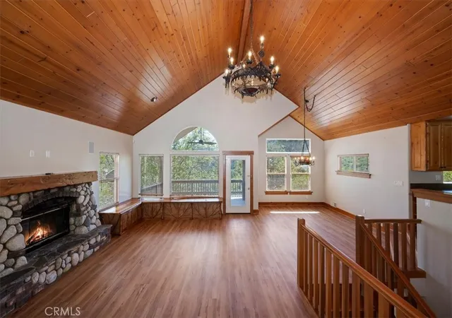 Photo 2 of Single family home for sale at 992 Sandalwood, Lake Arrowhead, CA 92352 | MLS# IG26123683 | Listing updated on 2026-10-06