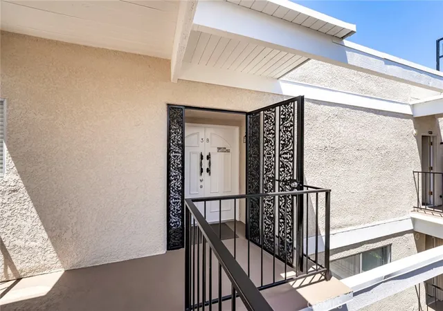 Homes for sale in Laguna Woods, CA | 4006 Calle Sonora Oeste #3B, Laguna Woods, CA 92637 | MLS# OC26121791