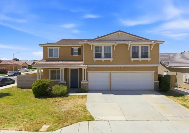 3rd image of 6054 W Avenue K1 Avenue, Lancaster, CA 93536 | MLS# OC26113168