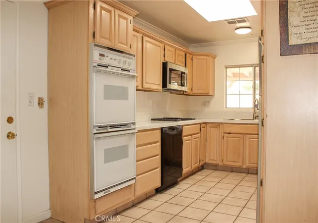 5th image of 20124 Citronia, Chatsworth, CA 91311 | MLS# SR26117674