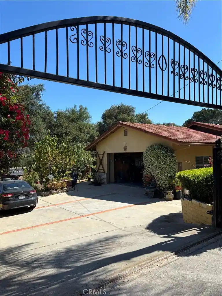 Photo 1 of Single family home for sale at 1734 Adalane Pl, Fallbrook, CA 92028 | MLS# SW26113406 | Listing updated on 2026-10-11