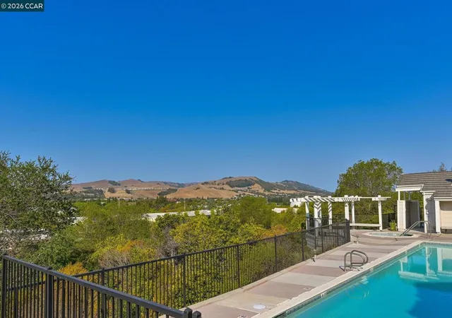 42nd image of 200 Norris Canyon Pl #C, San Ramon, CA 94583 | MLS# 41137518