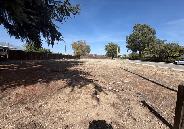 Photo 1 of Land for sale at 1978 N Indian Hl, Claremont, CA 91711 | MLS# CV26121293 | Listing updated on 2026-06-07