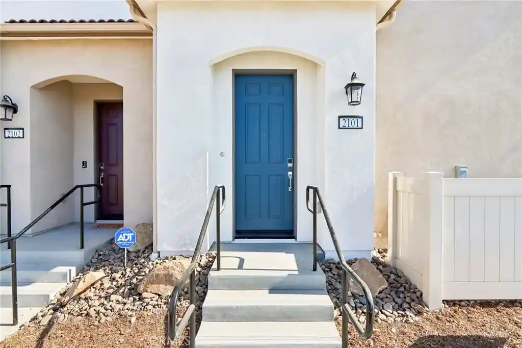 Condo for sale at 36142 Domingo Ave #2101, Murrieta, CA 92563 | MLS# CV26123922
