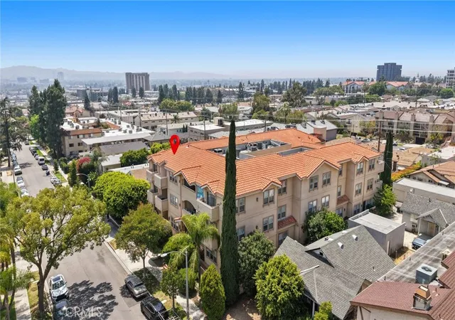 2nd image of 555 E Santa Anita, Burbank, CA 91501