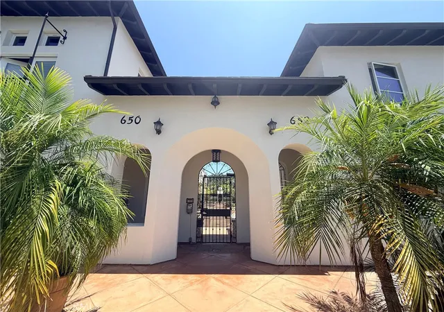 3rd image of 650 S Lake Ave, Pasadena, CA 91106 | MLS# TR26122576