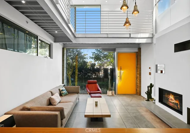 4th image of 304 Grand Blvd, Venice, CA 90291 | MLS# OC26124040