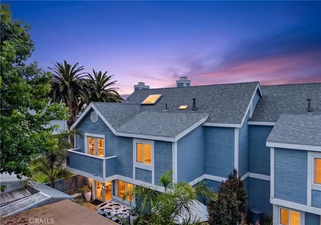 Homes for sale in Costa Mesa, CA | 133 Cecil Pl #D, Costa Mesa, CA 92627 | MLS# SW26123967