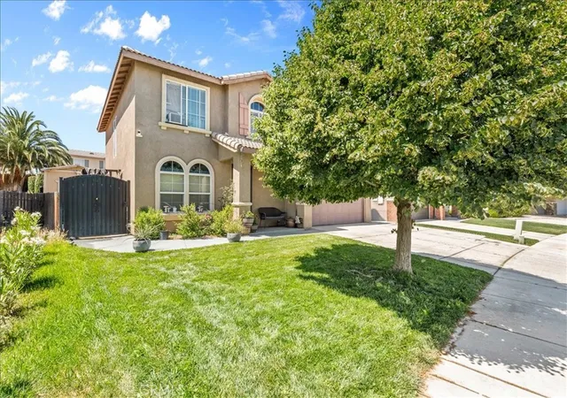 3rd image of 14267 Grayfox Ln, Victorville, CA 92394 | MLS# CV26112335