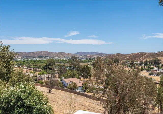 5th image of 17240 Gunnerson, Lake Elsinore, CA 92530 | MLS# SW26124010