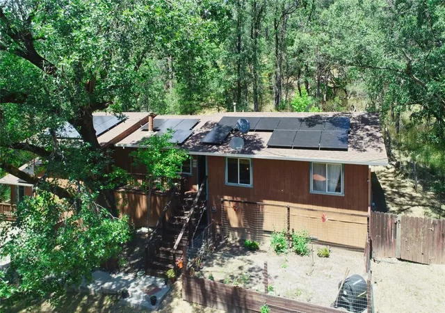 Photo 2 of Single family home for sale at 9712 Harrington Flt, Cobb, CA 95426 | MLS# LC26122168 | Listing updated on 2026-09-21